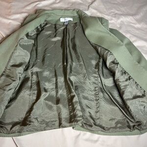 Valerie Steven’s pistachio green jacket